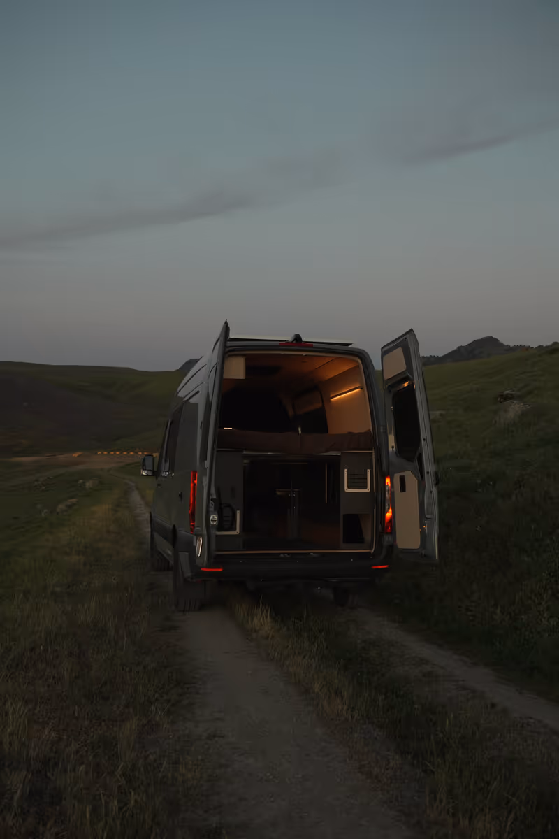 The Nomad - Sprinter 144